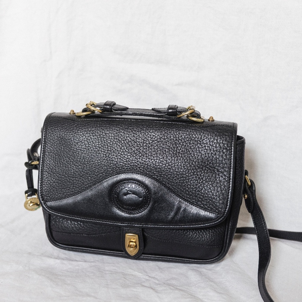 Dooney & Bourke Vintage Crossbody Bag - Carrier Shoulder Bag P701 BL